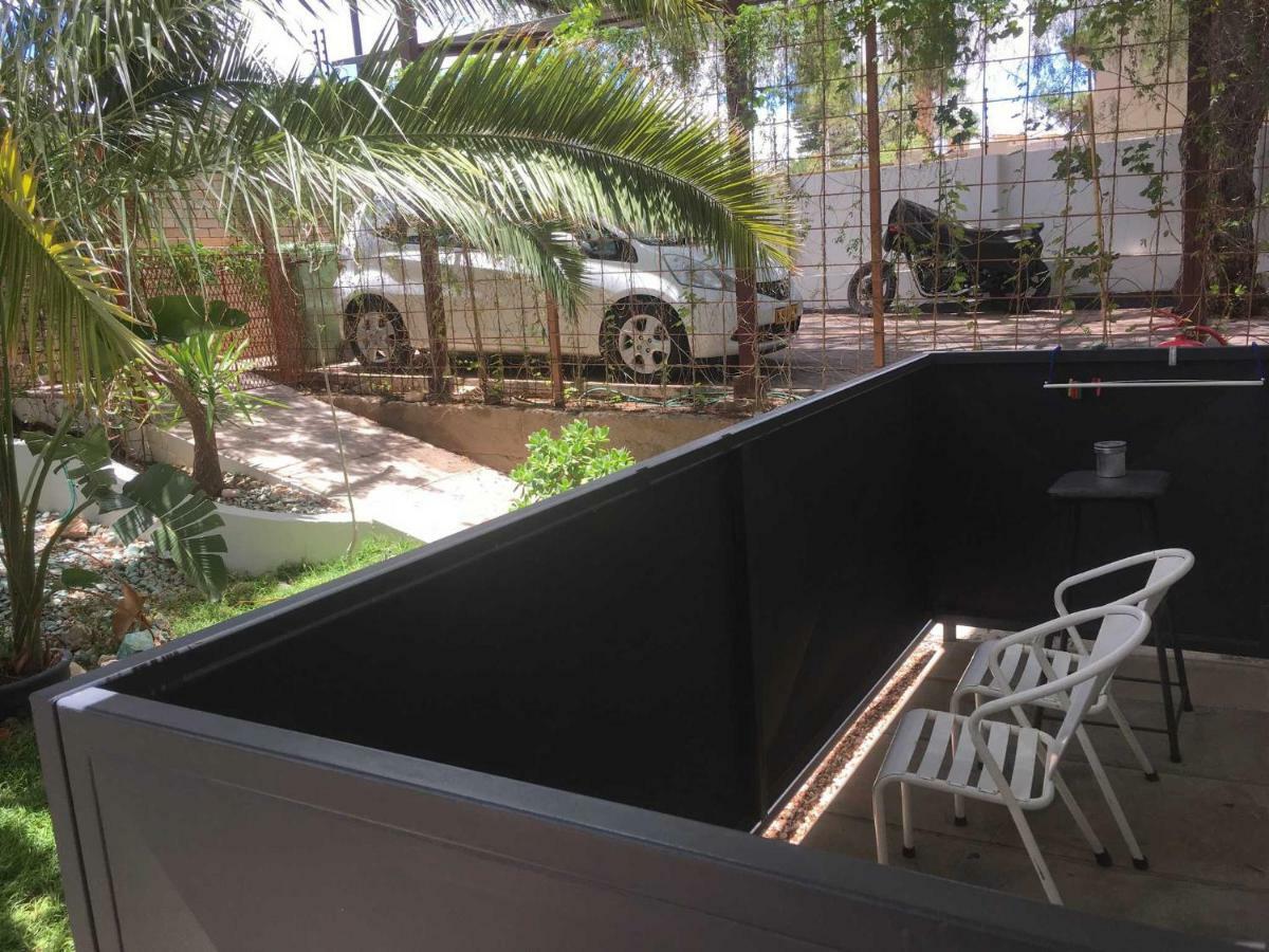 فندق Suiderhof Self-Catering ويندهوك المظهر الخارجي الصورة